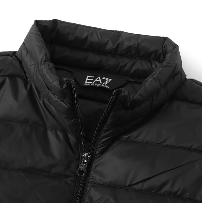 EMPORIO ARMANI EA7 włoska kurtka ocieplana BLACK/GOLD