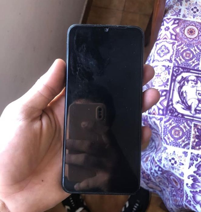 OPPO a18 e iPhone x
