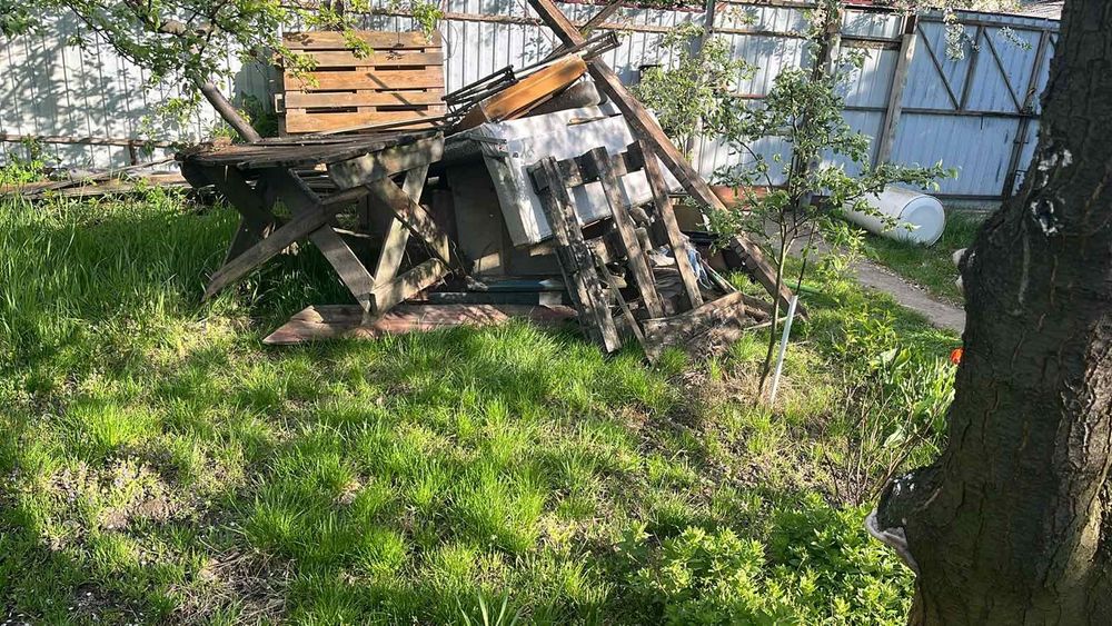 Вивіз сміття. Вивіз хламу. Вивіз строй мусора.