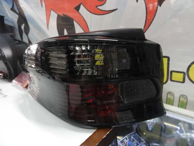 Farolins / Faróis traseiros para Citroen Saxo 1996-2003 fundo smoke estilo inpro