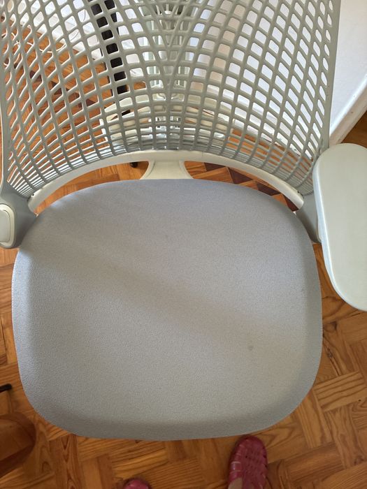 Cadeira de escritório herman miller