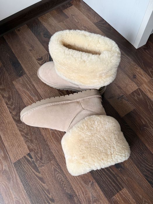 Уггі з натуральної овчини Cloud Nine Sheepskin