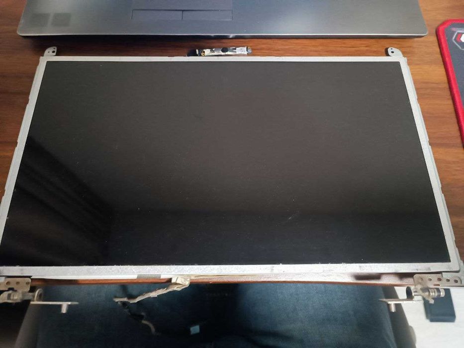 Продаю комплектуючі до Lenovo Z570 (Z Series)