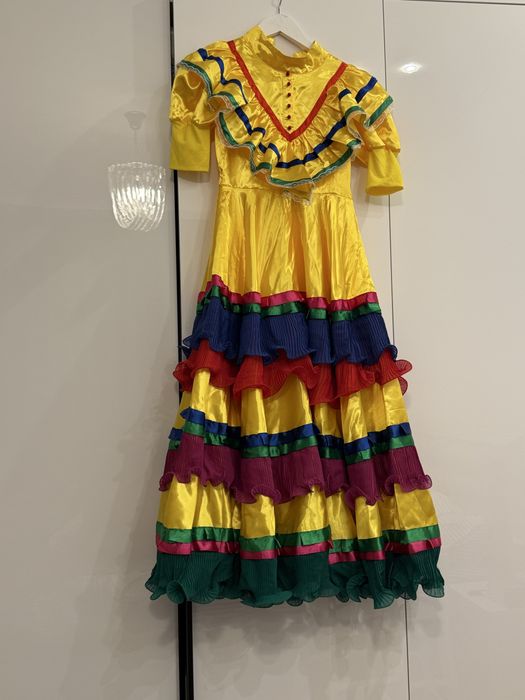 Яскраве святкове / народне Плаття на свято для дівчинки