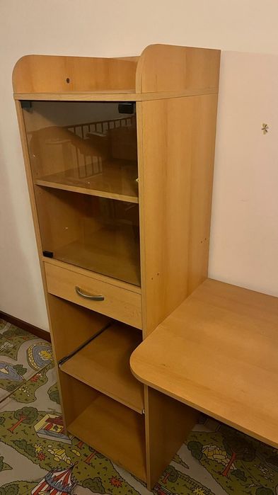 Secretáris de pinho laminado