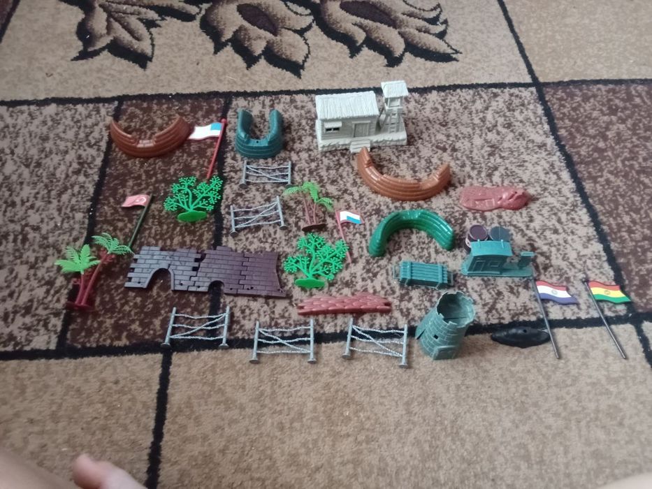 Продам солдатики