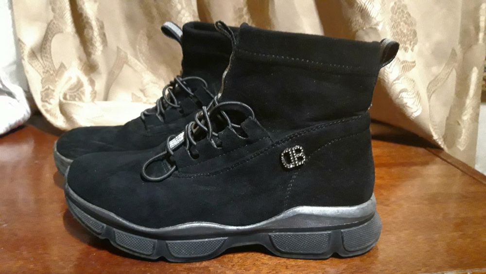 Ботинки демисезон замшевые 22 см