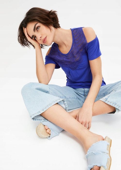 B.P.C bluzka niebieska z koronką odkryte ramiona r.36/38