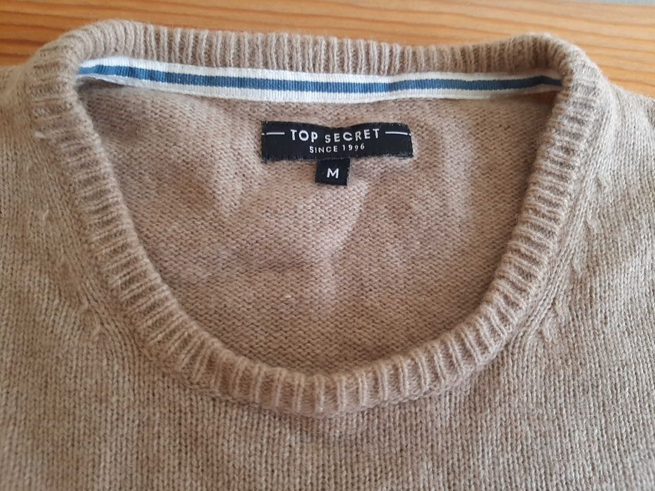 Sweter Top Secret beżowy