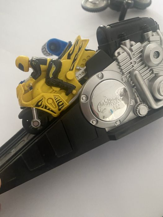 Brinquedos  HOT WHEELS