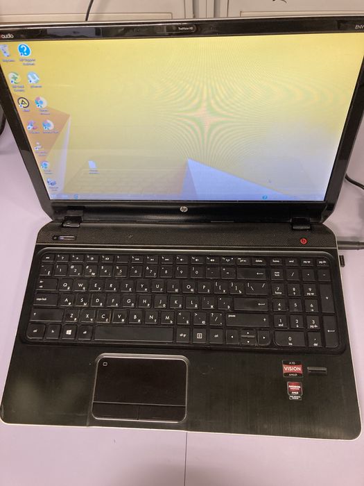 Ноутбук HP ENVY m6-1105er