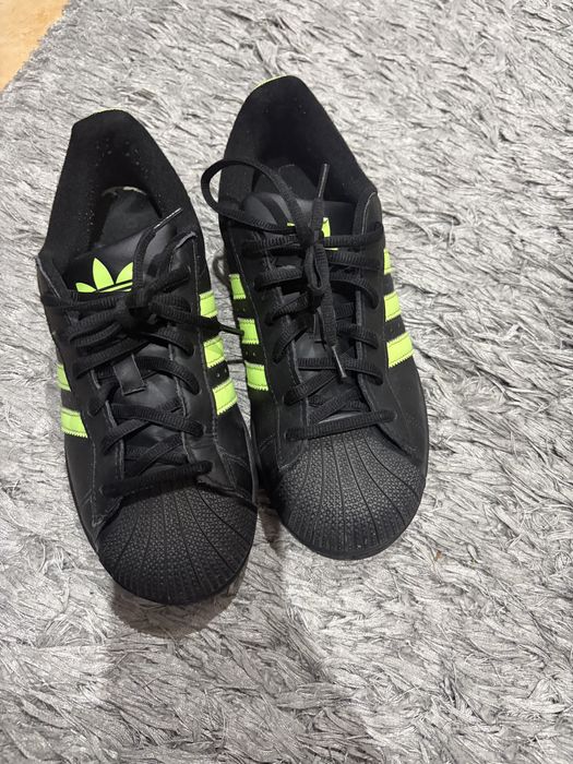 Adidas supersatr 38.5
