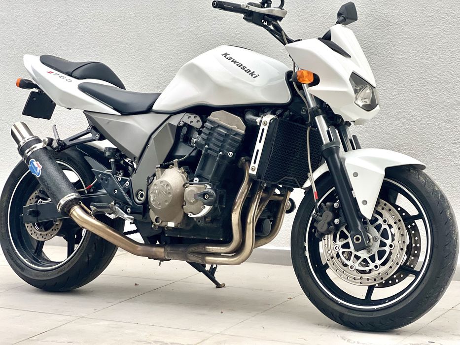 Kawasaki Z750 - Top