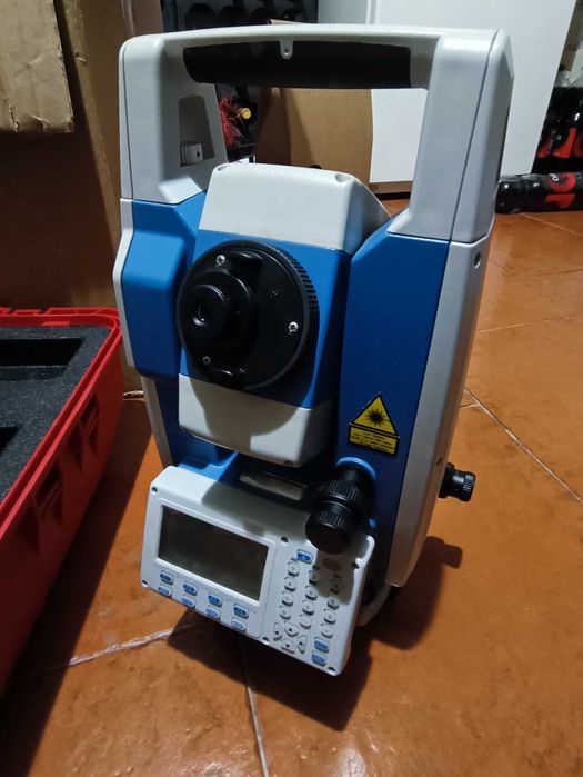 Estação Total CHCNAV CTS-112R4 – Como Nova / Estado Imaculado