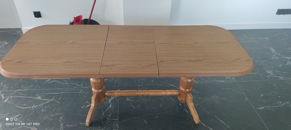Stół drewniany używany