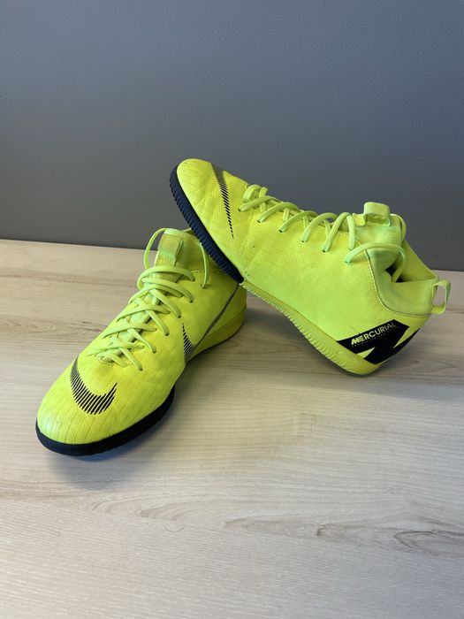 Buty do futsalu Nike Vapor 12 Academy IC