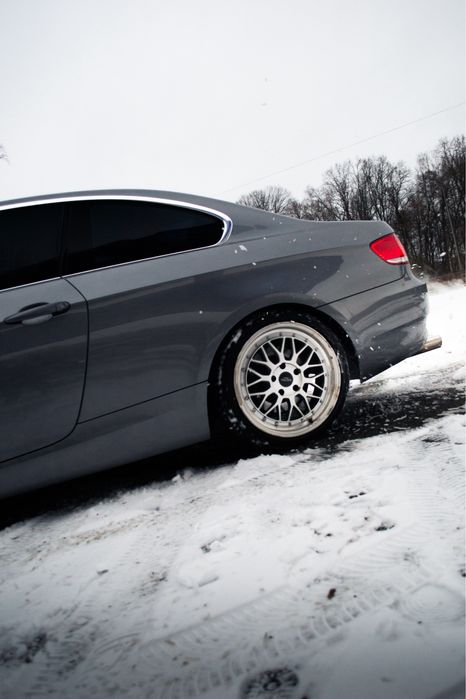 Продам BMW E92 купе(2.5)