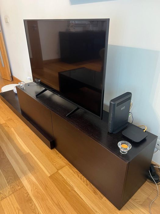 Móvel de televisão