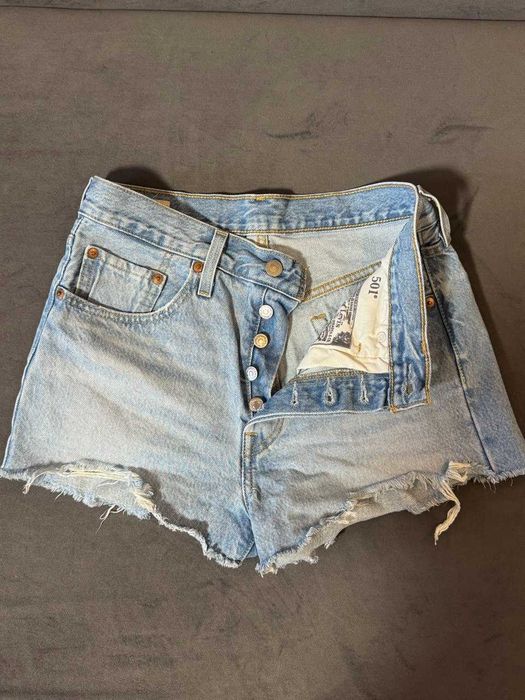 Шорти жіночі LEVI'S PREMIUM, розмір xs
