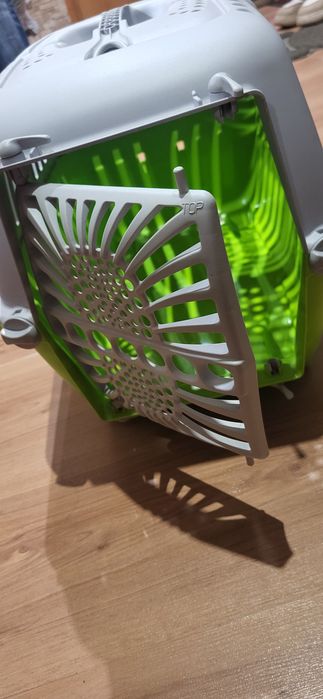 Переноска для тварин