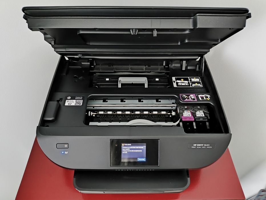 Impressora HP ENVY 5640 Wi-Fi + Tinteiros Novos Incluídos
