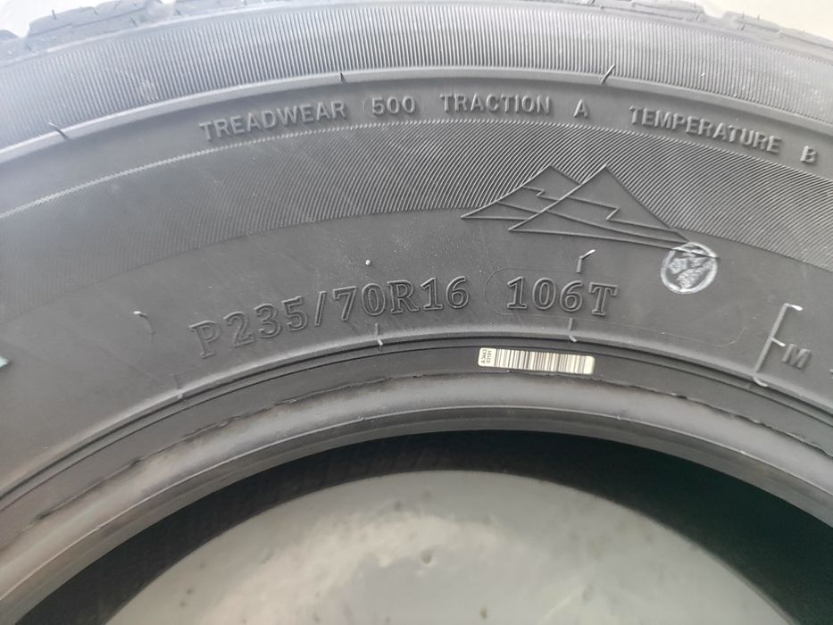 2 pneus Novos 235-70R16 - Oferta da entrega em todo o pais