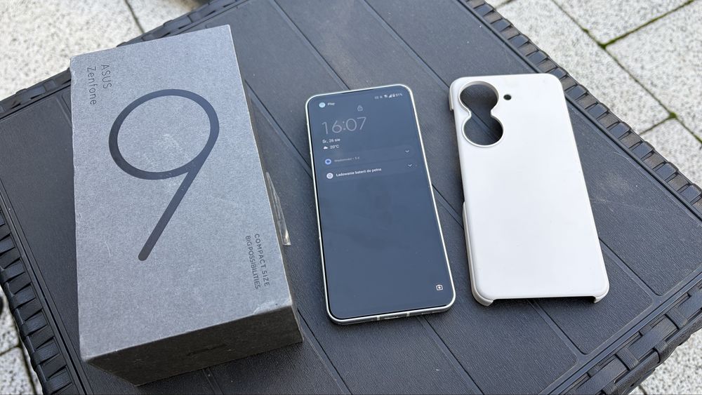 Ausus Zenphone 9 8/128GB