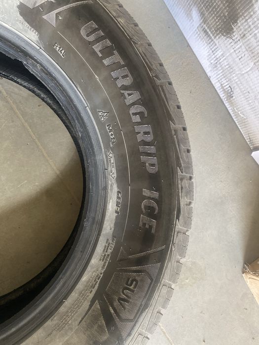 Шини 265/65R17  Goodyear UltraGrip Ice