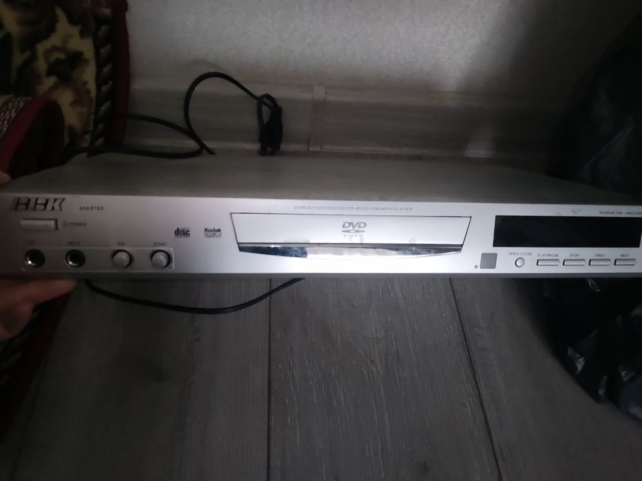 Продам DVD плеер