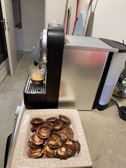 Máquina Nespresso Gemini CS 100 PRO