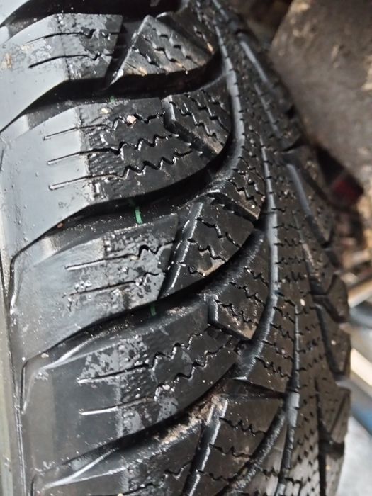 Зима на ваз 4шт 25года