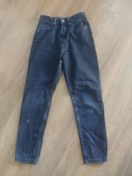 Spodnie czarne Sinsay r.32