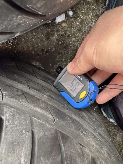 Літні шини літо Good Year 225 50 R17