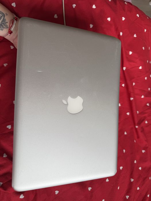 Apple MacBook Pro 13" 4GB 512GB