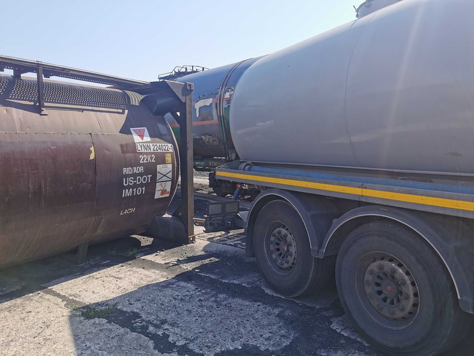 Melasa buraczana ilości cało samochodowe, hurt