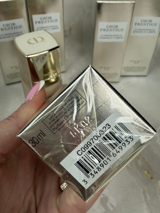 Тональний крем флюїд Dior SPF 50