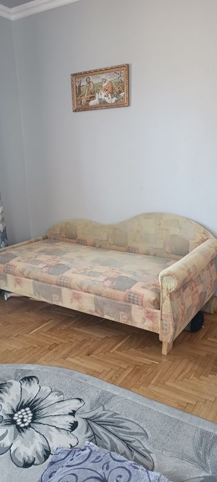 Продається диван- ліжко для підлітка або для дорослого