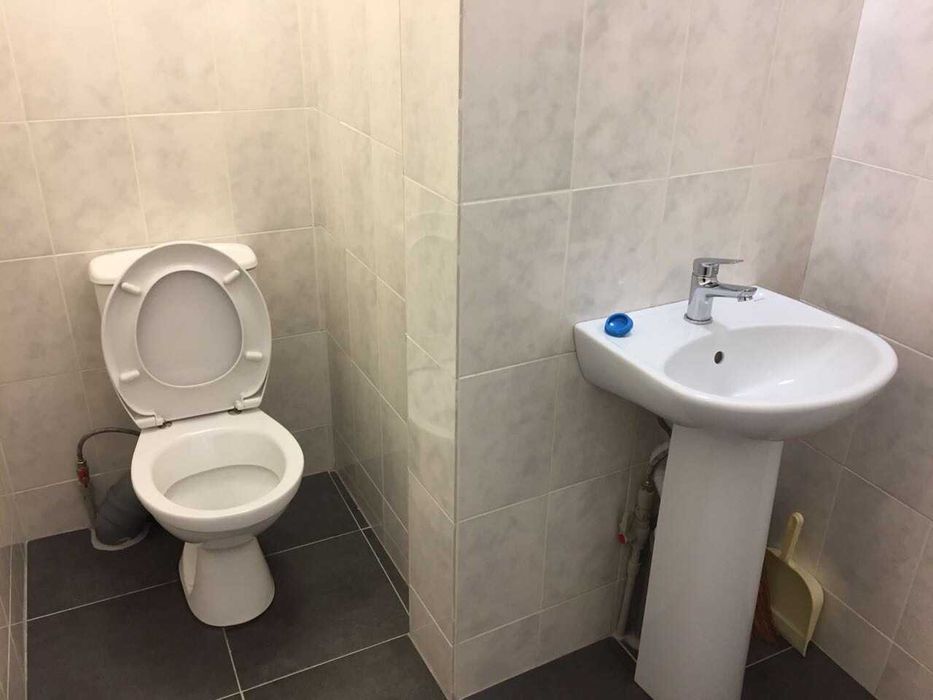 Продається офіс у центрі. Ярослава Мудрого 28