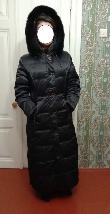 Пуховик SNOW BEAUTY  размер 48-50 (натурального пуха 90%)