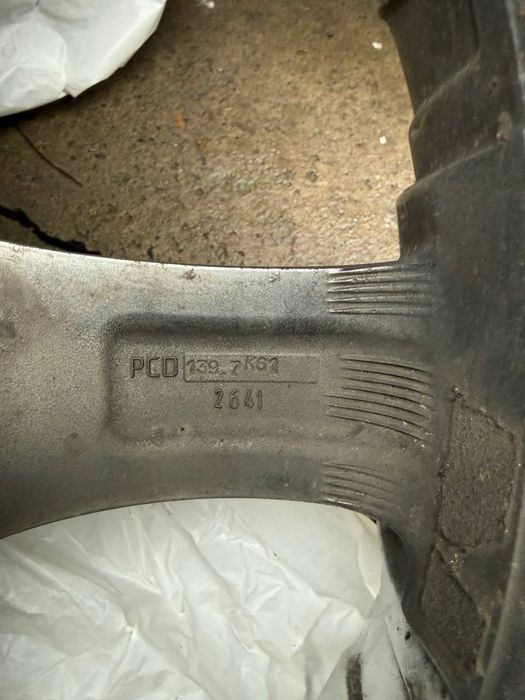 Продам диски Mitsubishi Pajero