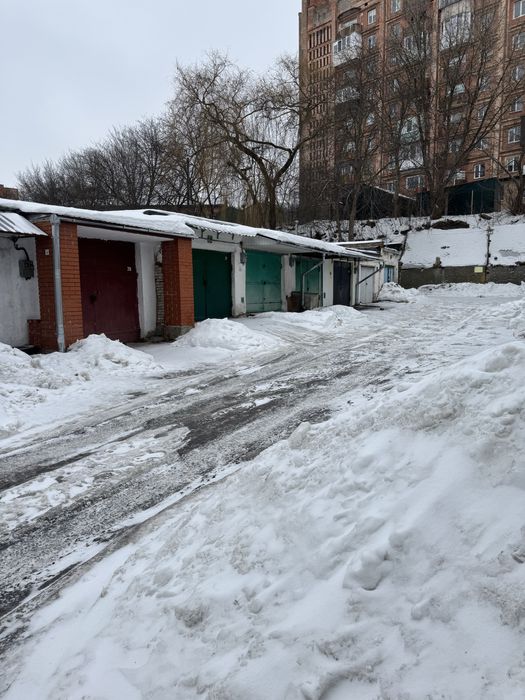 Продам гараж на Вербовій в кооперативі