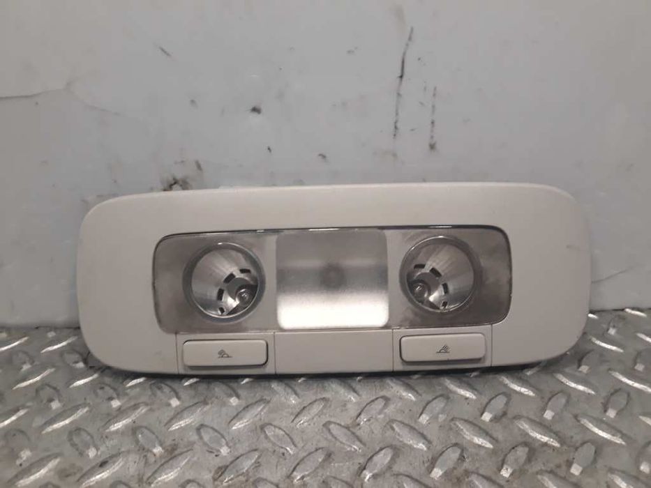 LUZ INTERIOR VOLKSWAGEN GOLF V 2.0 TDI 140CV 1968CC