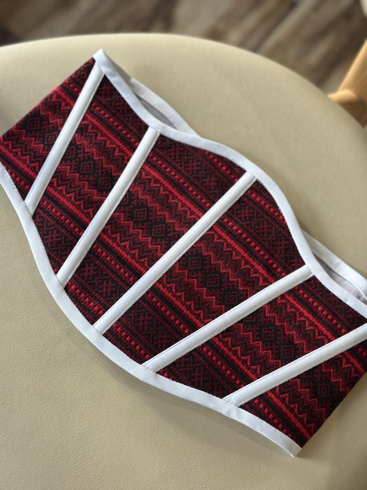 Український корсет вишиванка