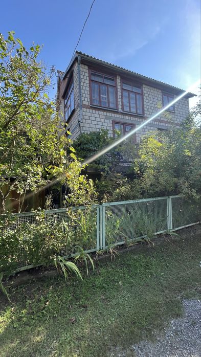 Продам дачу біля р.Дністер