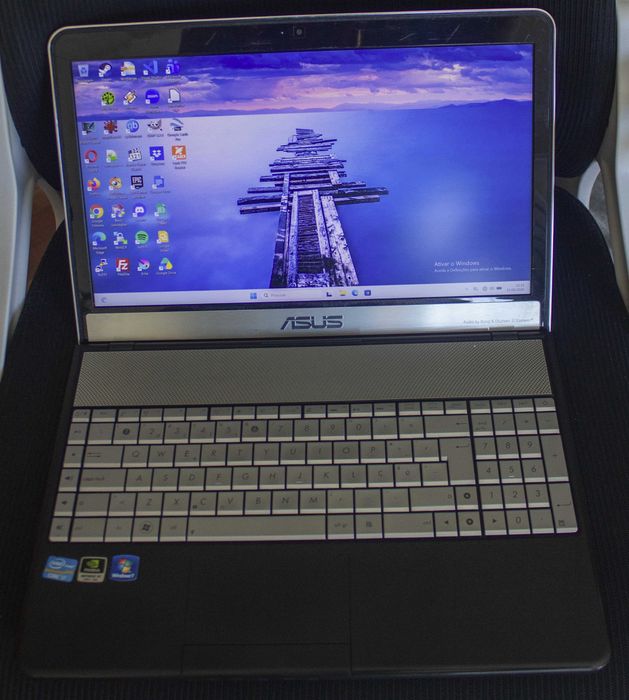 Portátil Asus N55SL