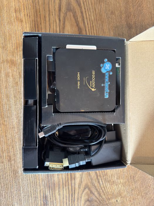 Тюнер Golden Media HDC mini - TV та YouTube на моніторі без компьютера
