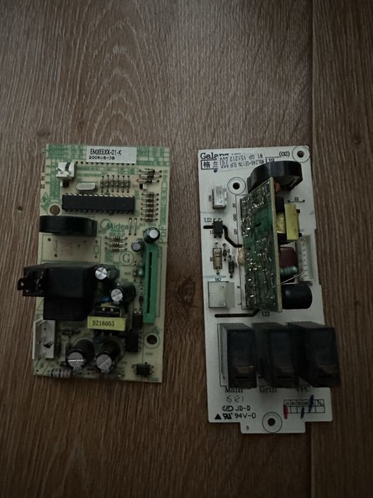 Модуль управління для мікрохвильової печі.