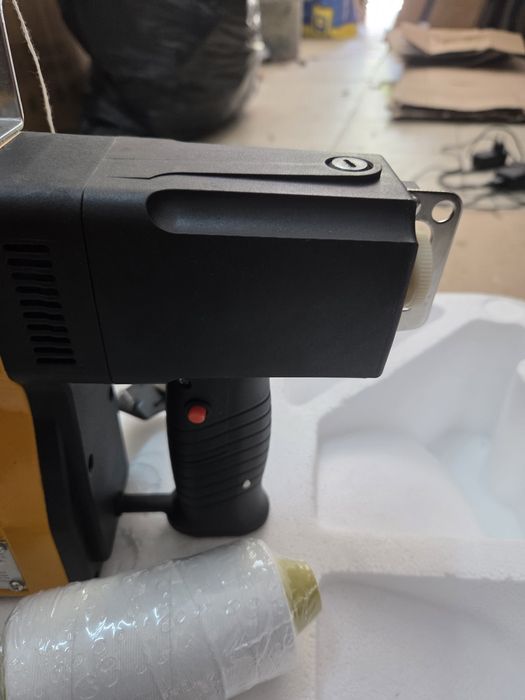 Maquina de costurar sacos