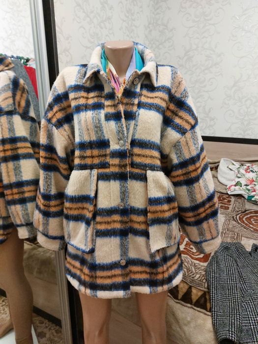 Рубашка тепла пальто