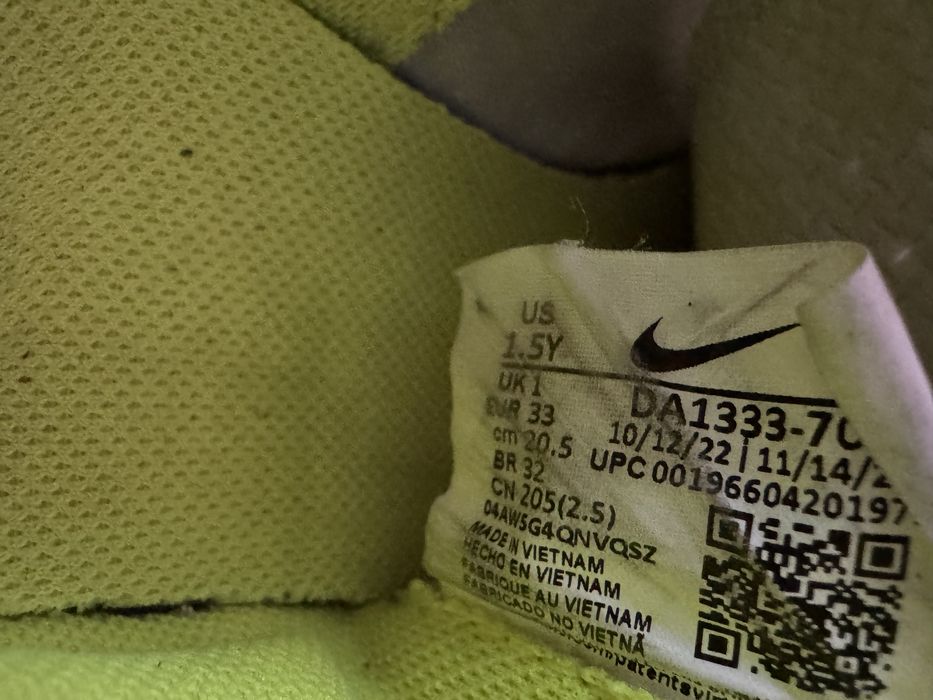 Chuteiras Tiempo tam.33